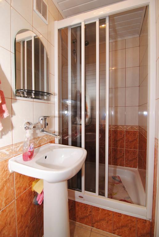 Guesthouse "Nakvyne Pas Zveja" Purvynes Street Нида Екстериор снимка